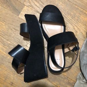 Platform heel